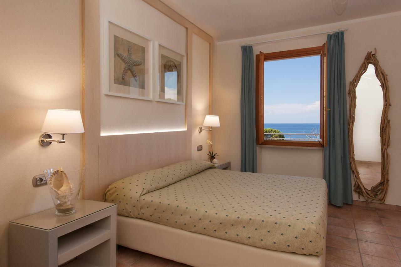 Boutique Ilio Hotel SantʼAndrea