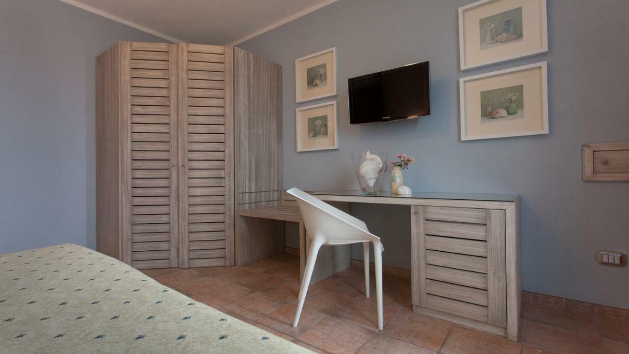 Boutique Ilio SantʼAndrea